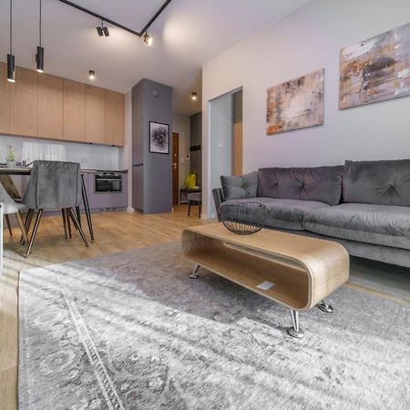 Bright And Charming- Golden Apartments- City Center&S18 Warsaw Ngoại thất bức ảnh