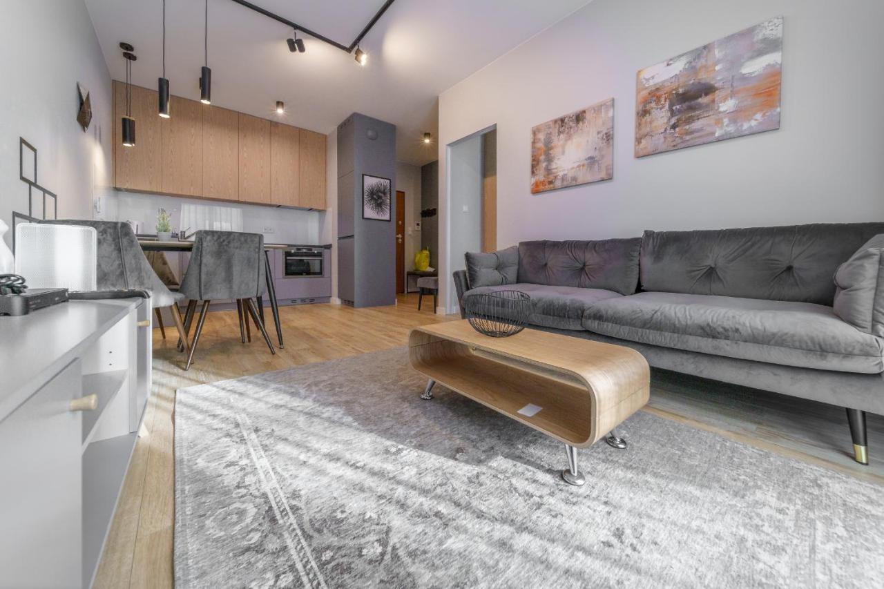 Bright And Charming- Golden Apartments- City Center&S18 Warsaw Ngoại thất bức ảnh