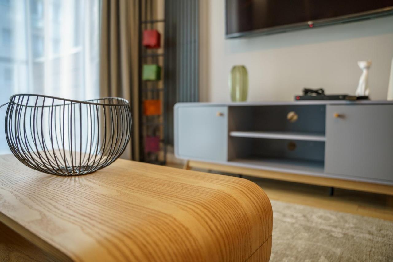 Bright And Charming- Golden Apartments- City Center&S18 Warsaw Ngoại thất bức ảnh